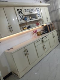 كاونتر 3متر والسنك متر ونص جديد استخدام كم شهر مابي زلغ سعره 600مكانه ...