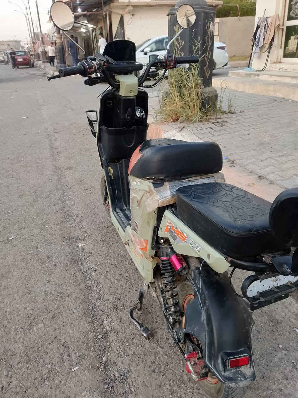 R9
شحن بطارياصارسبوع مبدلات نشاط فول شحن فول تايرات جدد

كهربائيات كله شغال  بس الكفر بي فطر مايضر مال شغل السعر 350  وهلا بل شراي
***********
