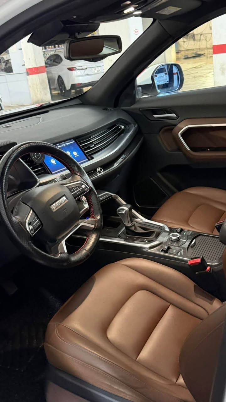 Haval H6 2020 
قەپات قەپات مواسفاتی خەلیجیە دەعامی بۆ دەعامی بەشەرت بێ سبوخ بێ ساردەکوت بێ تەزرە بێ شوختو قۆپە تەنها ٢٨ هەزار کیلۆمەتر رۆشتوە گێرو مەکینەی نەکراوەتەوە، هەموو شتی بەشەرتی ١٠٠ فیتەر مواسفات(بەسمە، دەرگا بەسمە، کوشین جلدو کارەبا و غەزن، پەردە بیلادی، لایت زینۆ و بەگلایت لید، پانۆراما و زۆر مواسفاتی دیکە…….) 
*********** أربيل, العراق
