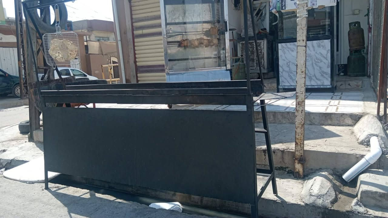 غراض مطعم للبيع صاحب الغراض
***********
