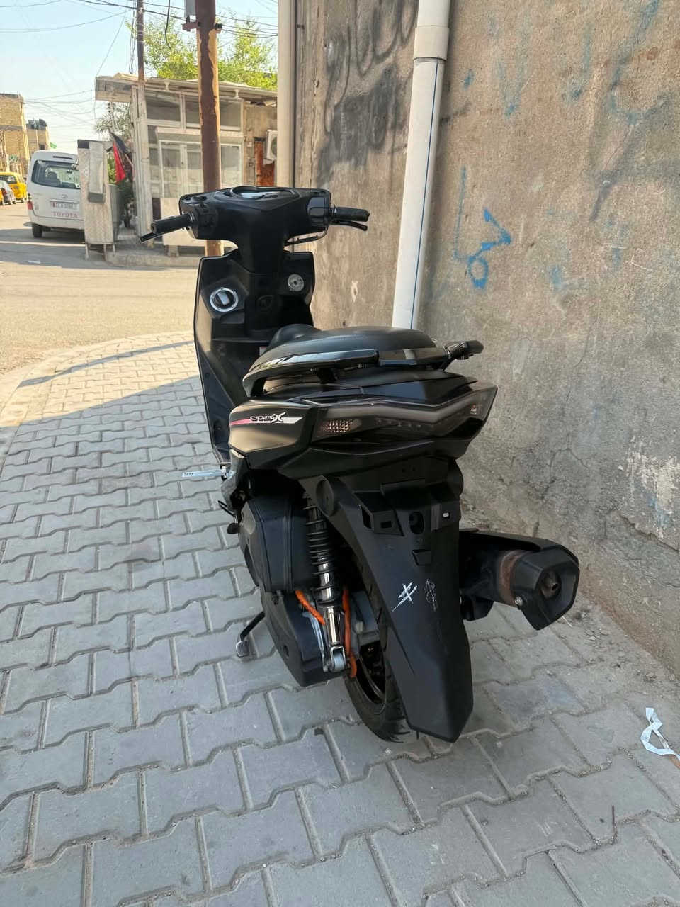 سكنس شمع 
ياباني قبق نفخ
مال رنبه 
مكان بغداد جديده 
مكفوله كفاله عامه شرط فحص
رقمي ***********
دراجه ماشيه قليل 
اي نقص ما بيه
