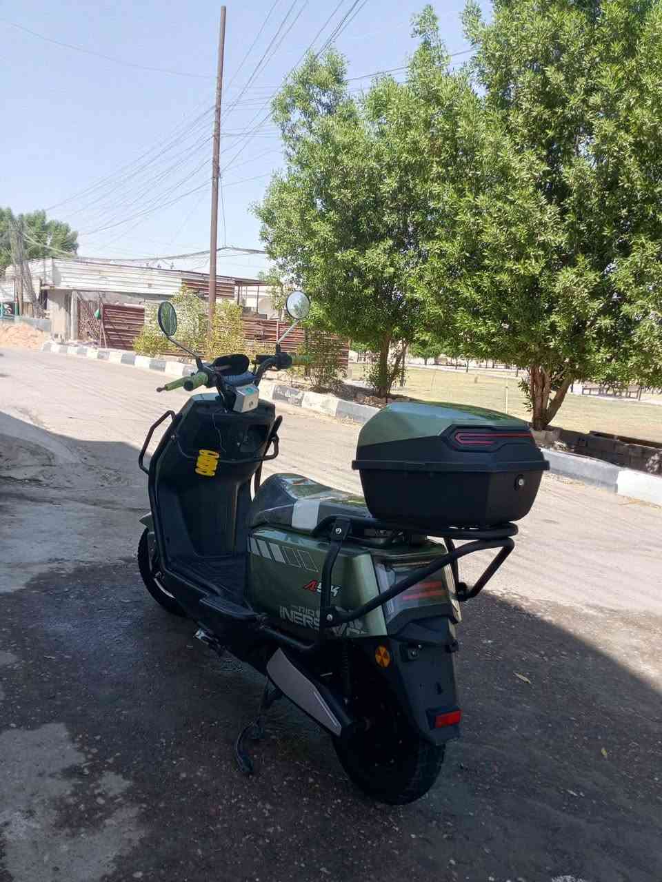 دراجه شحن للبيع مكانهه الخالديه رقم فقط وتساب *********** سعر خاص جديده صار شهرين من اخذتهه
