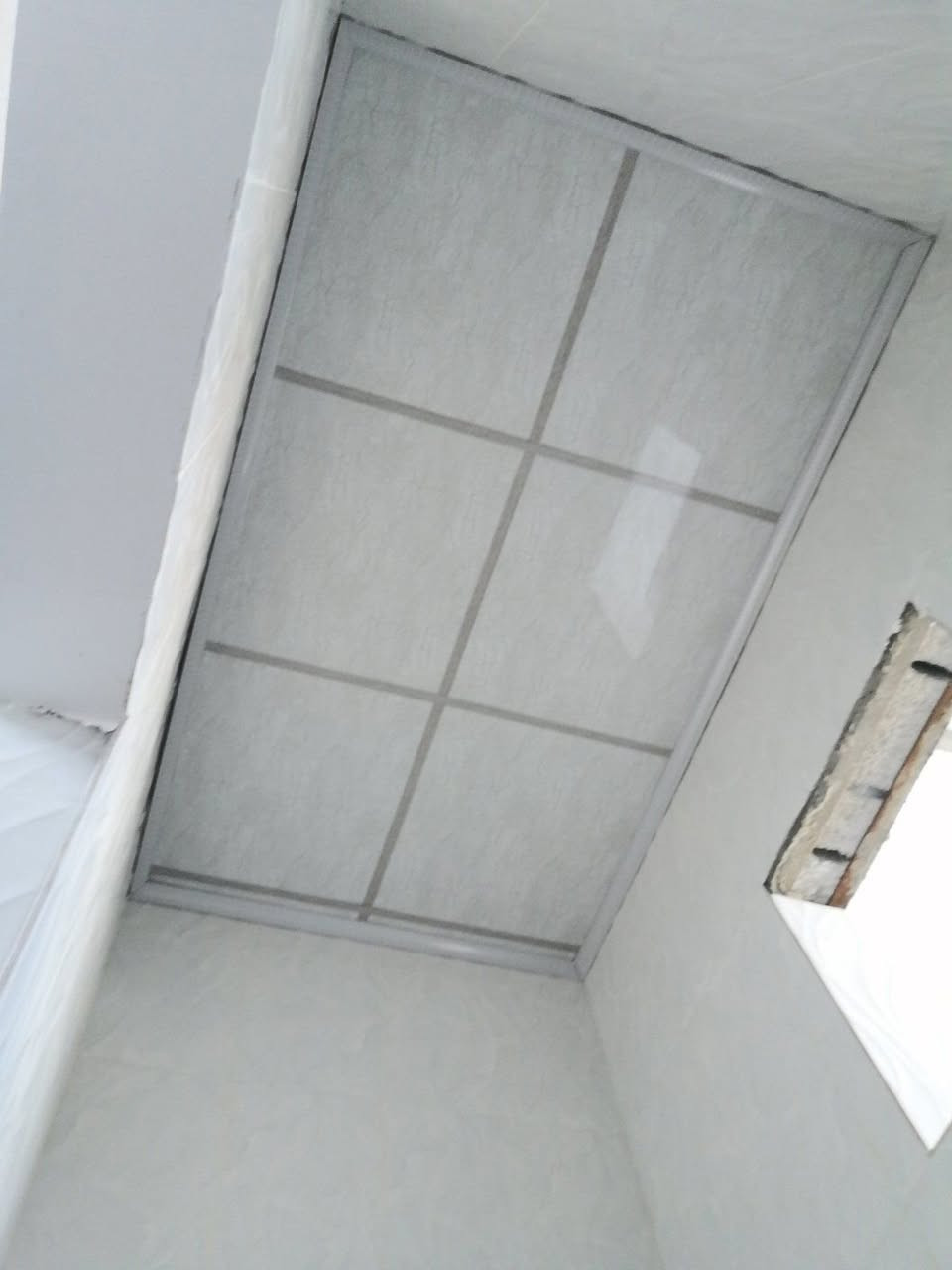 عمل سقوف ثانويه عل ليزر  🏗️  بأنسب الاسعار. جوه السوگ ❤️‍🔥 / ابو حيدر 
سقف عدل سعر المتر 1500 عمل 😧
سقف ديكور سعرر المتر 3000 عمل😲
تغليف جدران سعر المتر 2000 عمل🧐
للتواصل *********** واتساب 🌜
اسيا *********** ابو حيدر🌏
