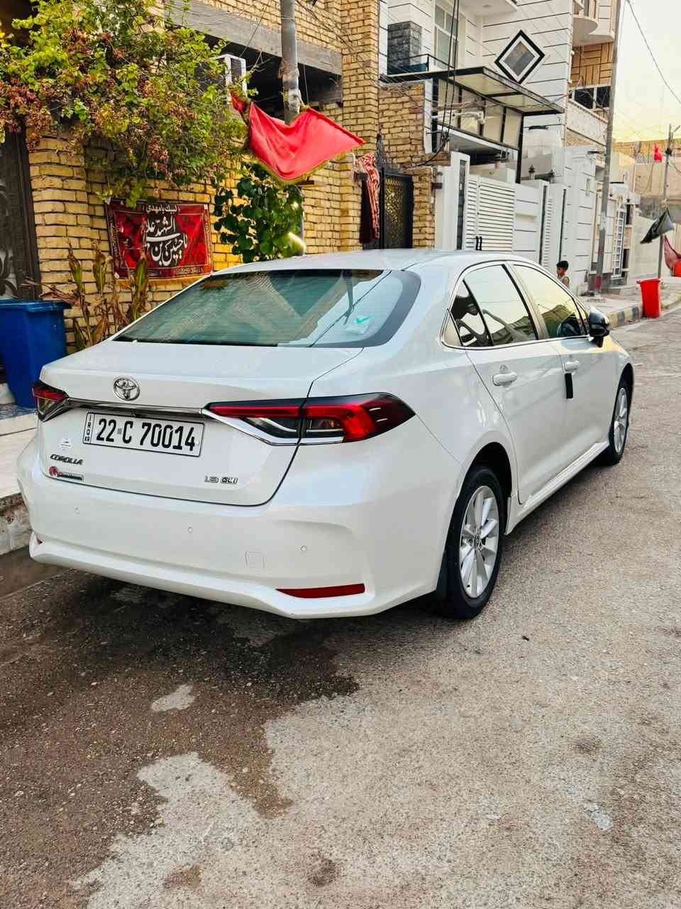 للبيع كورلا خليجي  بانزين شركه جيهان  سياره فقط بيع بدون مراوس اخوان كفاله 
عده بارد بسيط بجاملع  موديل 22  فول مواصفات فتحه سقف مري شفط  بصمه وبيه هواي مواصفات بعد معروفه سياره رقم اربيل تريد تحويل تريد وكاله كير مكينه اكسل تبريد بشرط الكفاله سياره كلش جديده مانقصه برغي محرك 1800 سعرها 157 وبيه شي بسيط مكاني الكوت  للاتصال 
‭***********‬
