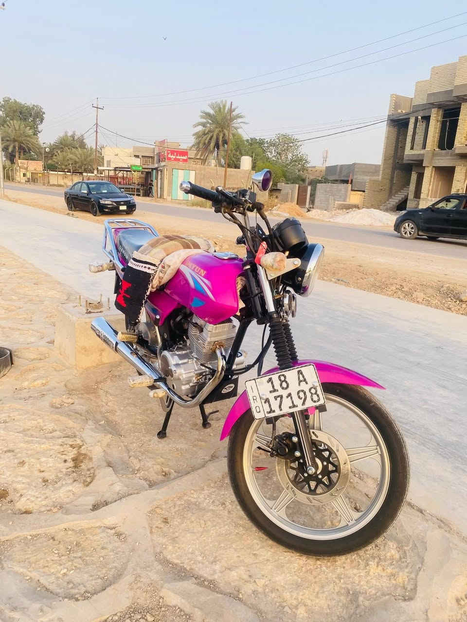 السلام عليكم 
دايوان 2023 مكينه زيرو عل  سحك  بعده رقم إنكليزي  باسمي سنويه 2030
 
دراجه نضافته كبالك تعال وشوفه 
مكان دراجه حله مركز مدينه 
هاتف ***********
