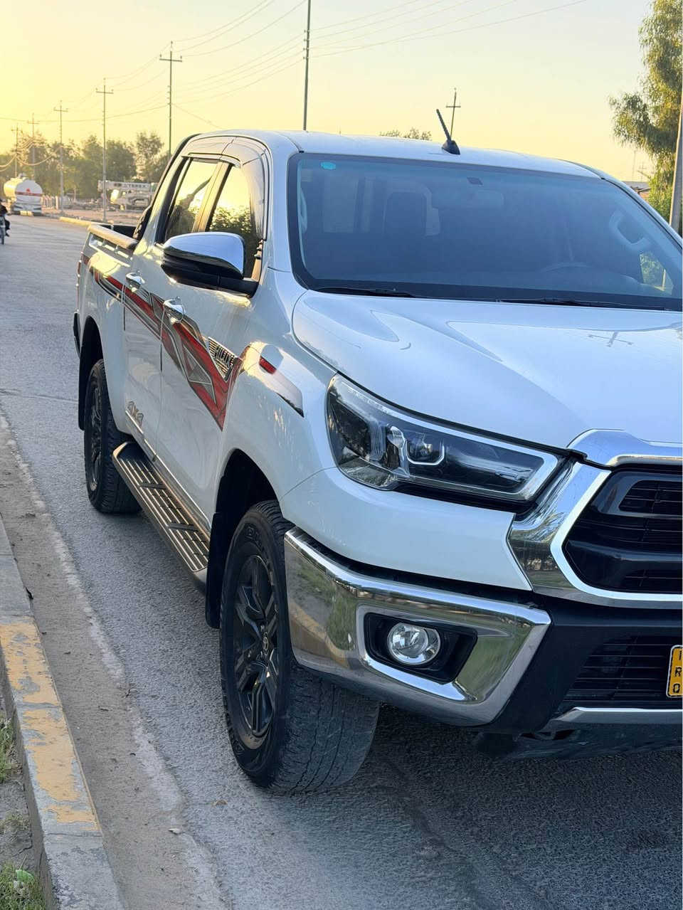 هايلوكس • ٢٠٢٥ • رقم كربلاء