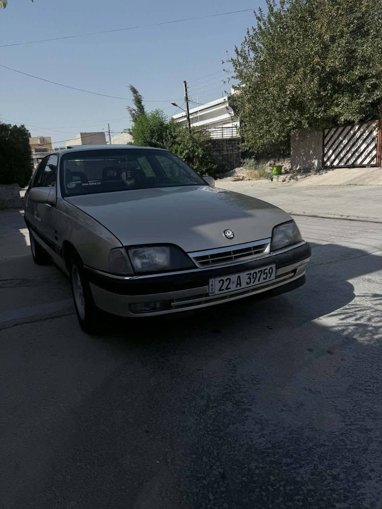 اوبل اميگا موديل 1992رقم ابيل جديد رقم دولى سنويه 2031 محرك20 گير عادي مسبوغ عام جماليه بدون حادث كاربايات كله شغال تاخم سدر جديد اكسل جديد تايرات جديد سلايت اشغول محرك لاسرف لابخار شرط
 سعر 43 بيهه مجال بصيط عنوان كركوك *********** كركوك, العراق
