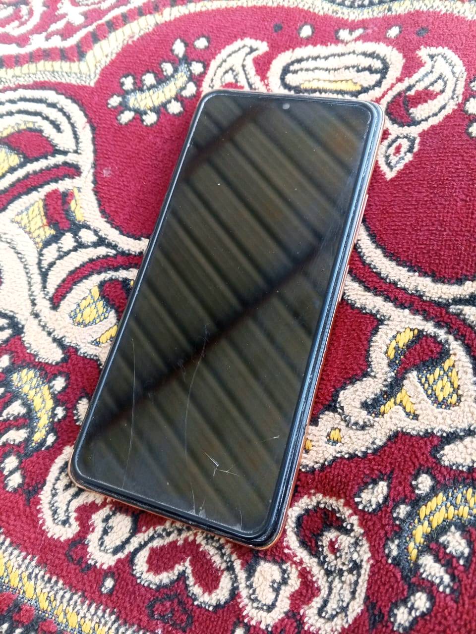 السلام عليكم شباب عندي جهاز  شاومي  نوت 10 بدل شاشه فقط اجهاز مثل مابين بصوره مكاني بغداد رضوانيه شعار غرب جامع عثمان بن عفان لا يوجد توصيل
اجهاز بي مجال 