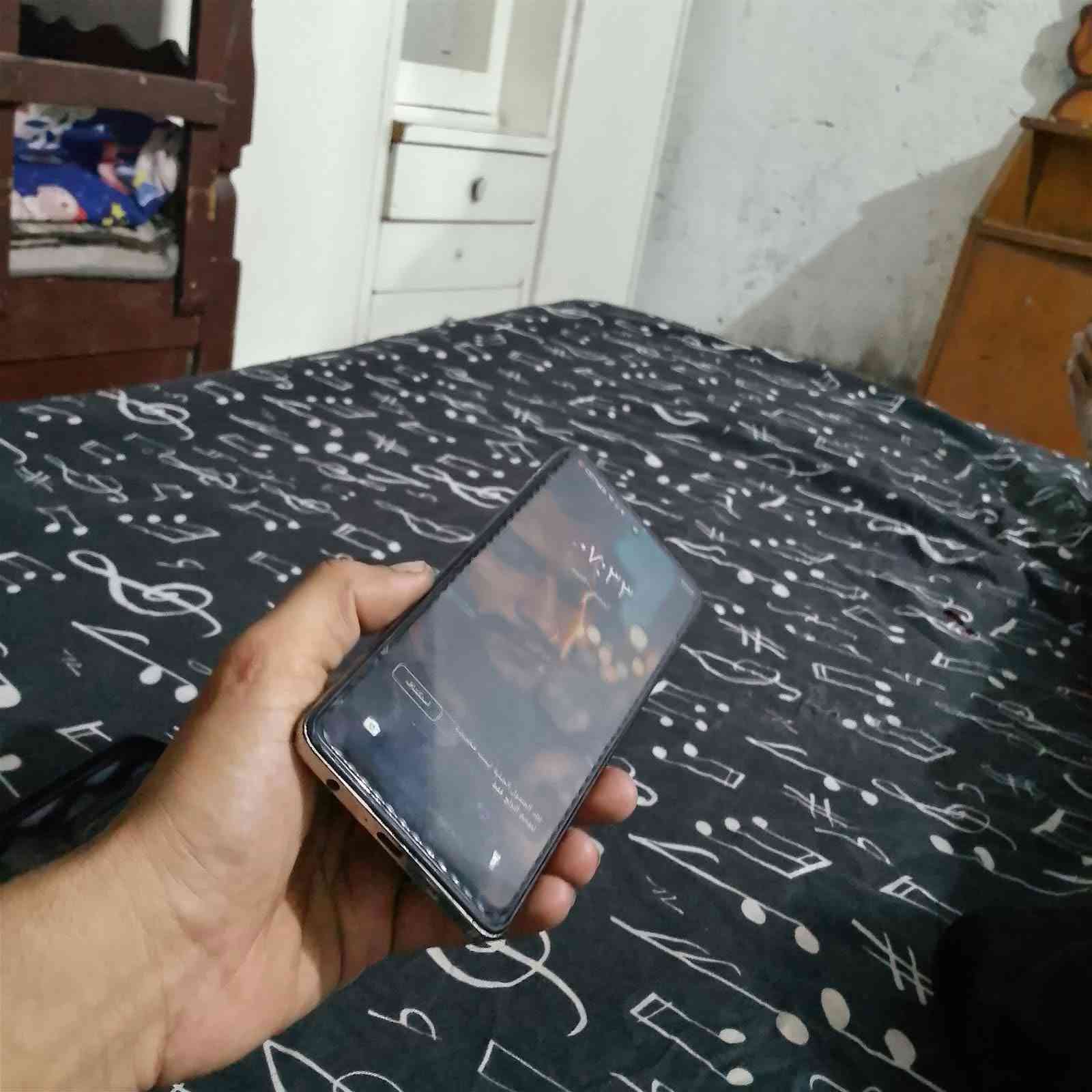 مرحبا جهاز للبيع
TECNO SPARK 20 Pro
تكنو سبارك 20 برو ڱڵـه  شغال مُـي اي مشاكل 
ويا بس كارتون مكاني بغداد سبع قصور
قفله 100 قفل

نص مكتوب في الصور:
- هاتفي
- HiOS
- Based on Android
- V13.5.0
- الطراز
- TECNO KJ6
- اسم الجهاز
- TECNO SPARK 20
- Pro
- وحدة المعالجة المركزية
- MT6789V/CD
- (G99)
- إصدار Android
- 13
- الكاميرا الخلفية
- 108M TRIPLE
- Camera
- الكاميرا الأمامية
- 32M
- ROM
- 256.00 GB
- RAM
- 5.00 GB + 8.00 GB
- 8 GB قابلة للتوسيع
- الشاشة
- 1080X2460
- البطارية
- 5000mAh
