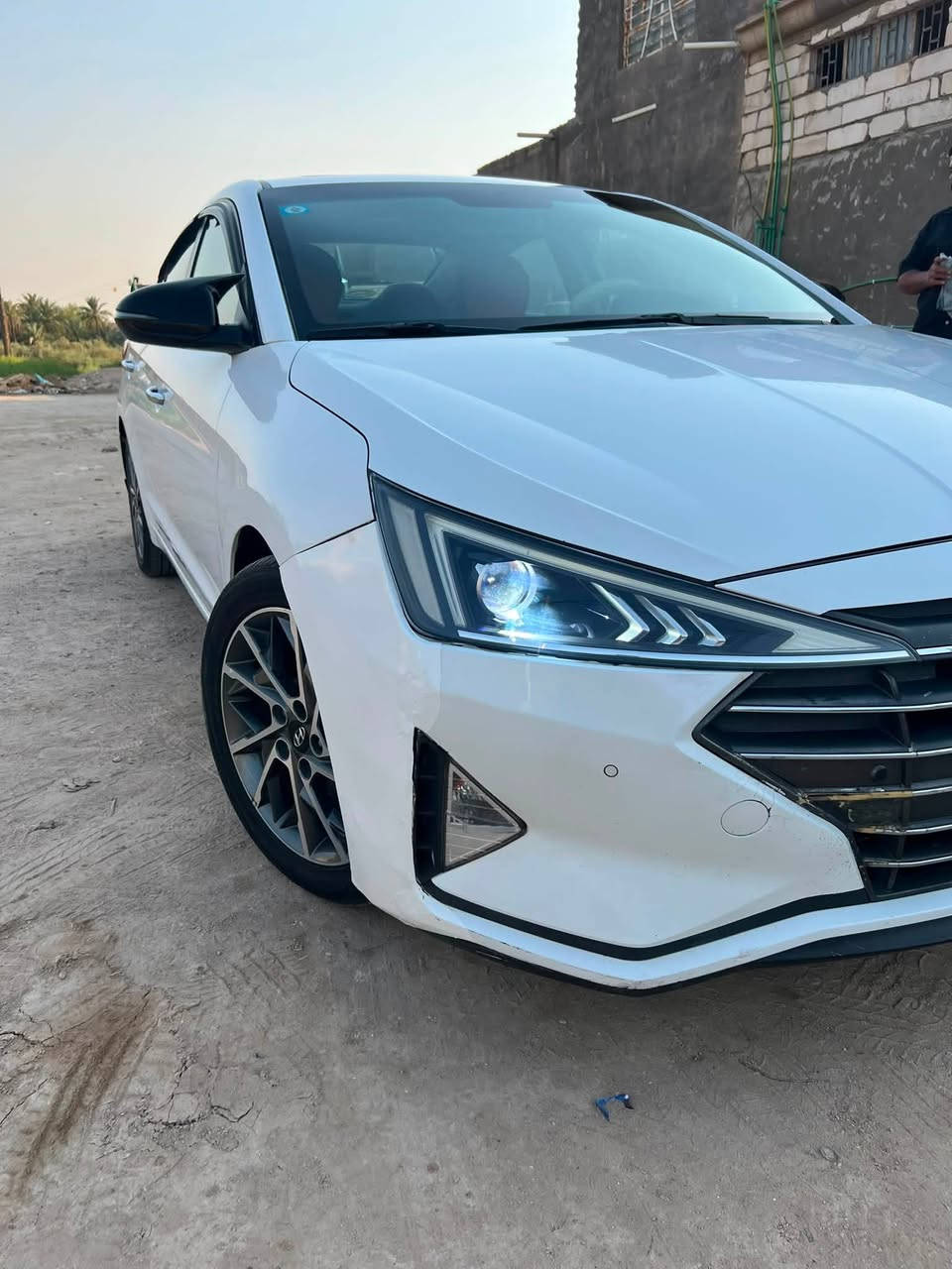سلام عليكم
الانتره 2019
 خليجي
(كفاله عامه شرط السونار) 
رقم بغداد نكليزي بسمي
ماشيه (70)
مكينه 2000 دوش 
فول واحد عله واحد 
كشنات جلد قرميدي 
فتحه سلايت
 زنون
 بصمه
قطعتين تبريد
 تحكمات ستيرن
 مرئي شفط 
 شاشه كبيره 
 انضمة قياده 
يدات نيكل
حساسات امامي خلفي
السعر 148وبيه مجال 
مكان (السياره كربلاء طويريج )
***********
