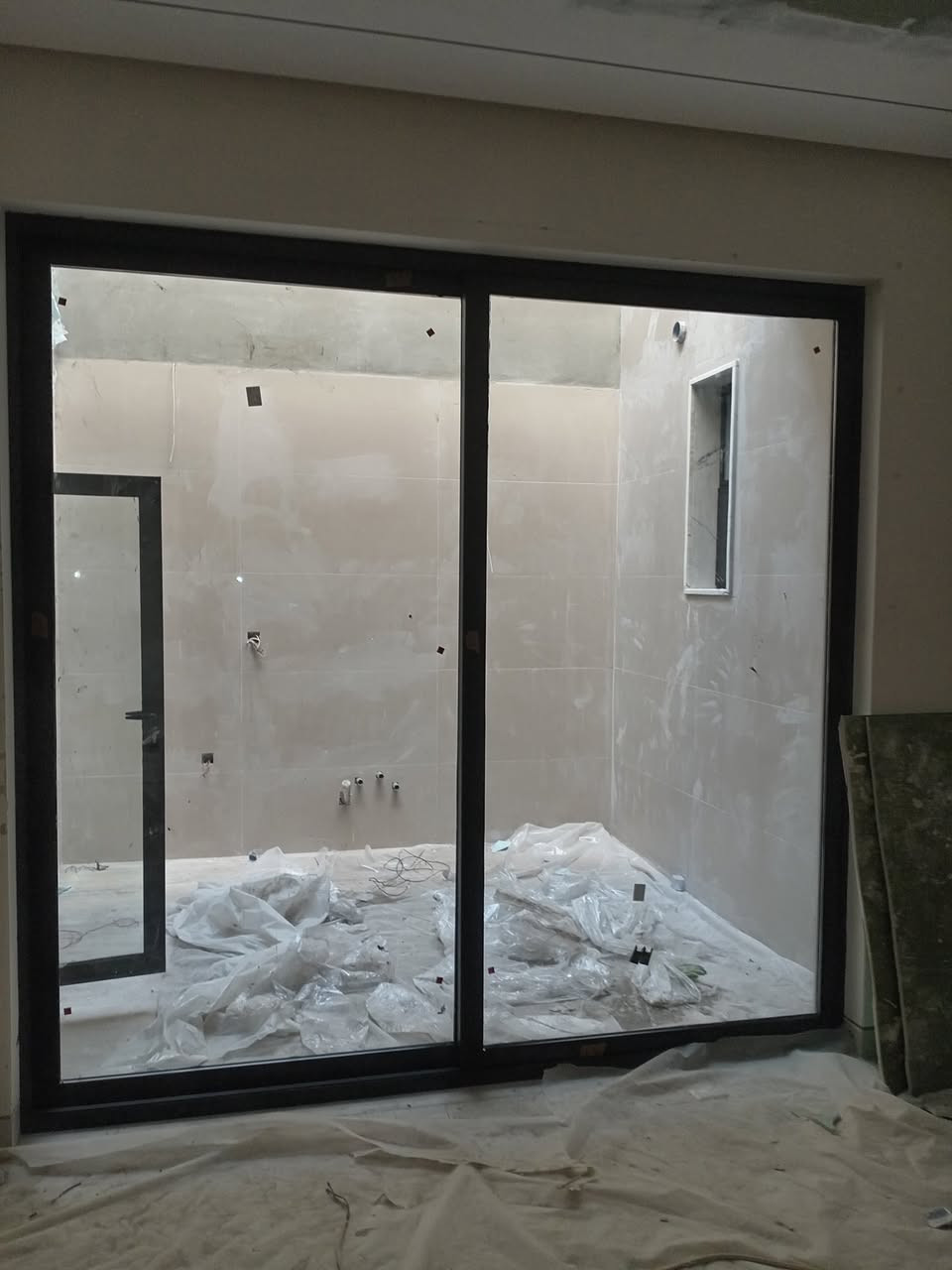 الرئد للأمنيوم . 

لعمل كافة انواع الابواب🚪و الشبابيك🪟 و ابواب القاصة والالمنيوم و pvc و السكايلايت و المحجرات الالمنيوم🪜
بمواد ذا جوده عاليه↗️ 
وبكادر مختص و متمكن ✅

خلي بيتك بأيدي أمينه 🗯️

بأدارة : مصطفى الحجامي

للأستفسار اكثر الاتصال بالارقام التالية  
***********:مصطفى الحجامي

و اهلاً وسهلاً بكم

#متابعة
