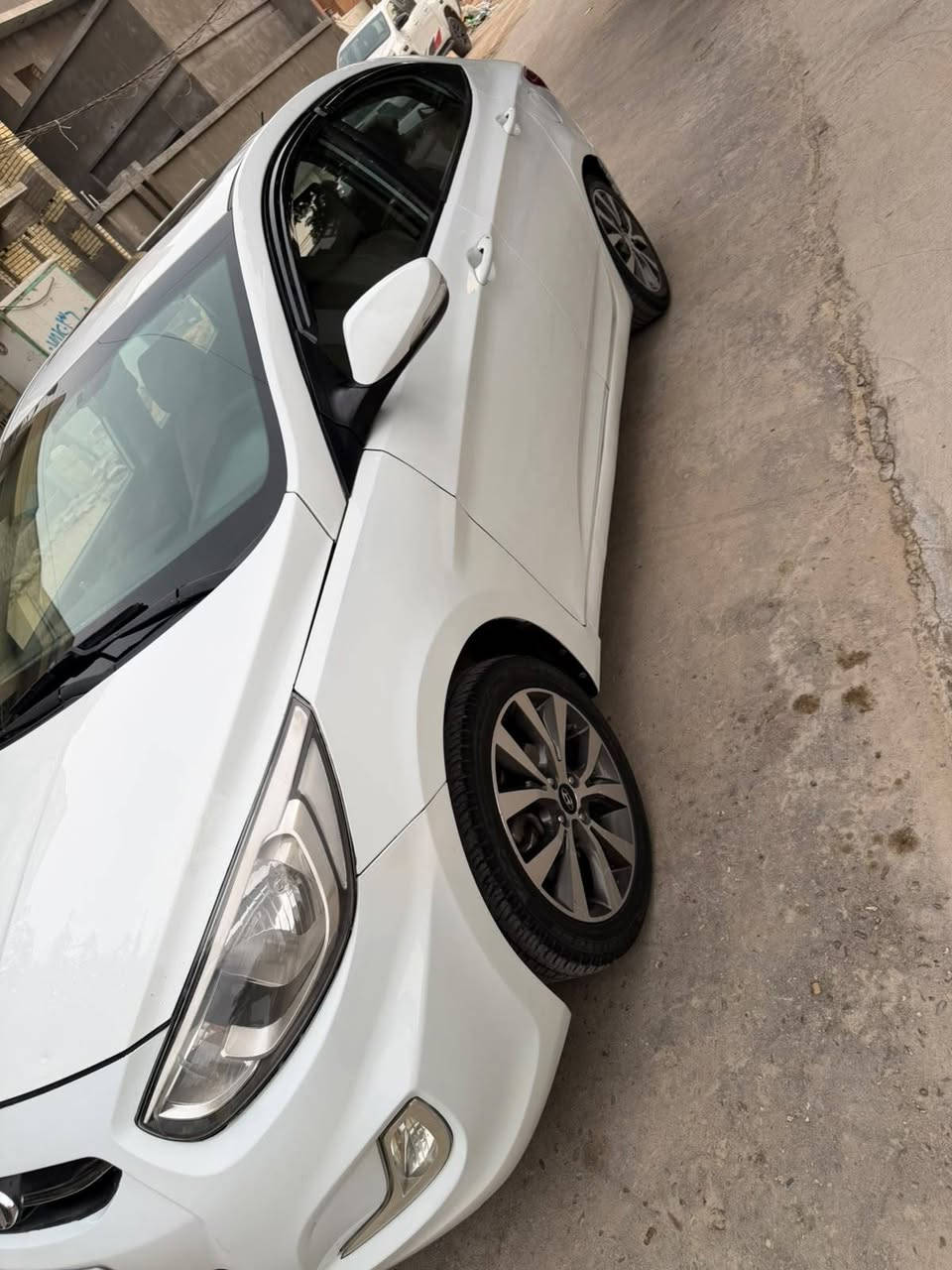 اكسنت • ٢٠١٦ • رقم بغداد