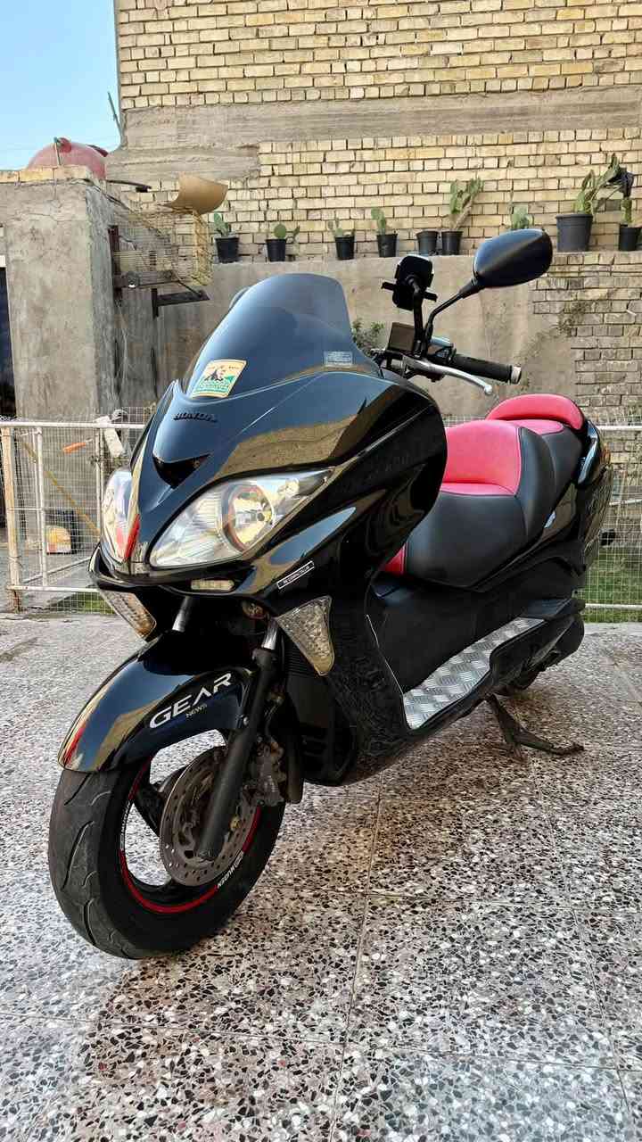 فورزه صفر ثمانيه FM0/8
6 كير  3 تحويلات مكينة ناعمة 
دراجة نضيفة وجديدة  احلة من الصور
تراي رمبة  
 كهربائيات كلها شغال
  اوراقها كامله 
مكاني بغداد مدينة الصدر 
اللاستفسار : هـ***********
السعر 1100
