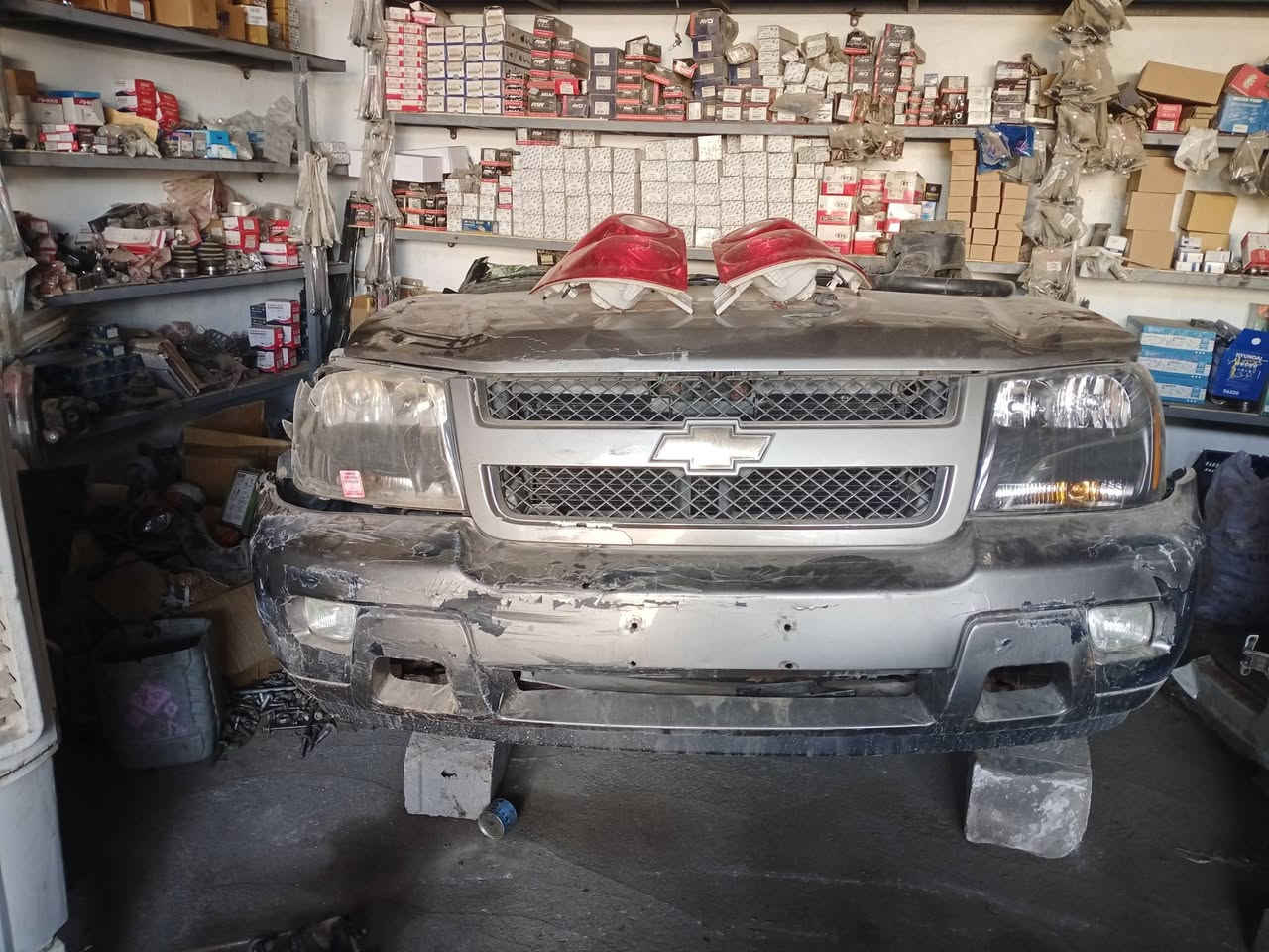 گصة بلايزر موديل 2008 كامله مع الابواب وقبق جنطه وارد امريكا..العنوان النجف الأشرف الحي الصناعي ساحة الأمريكي *********** ..توصيل موجود لكافة المحافظات...

