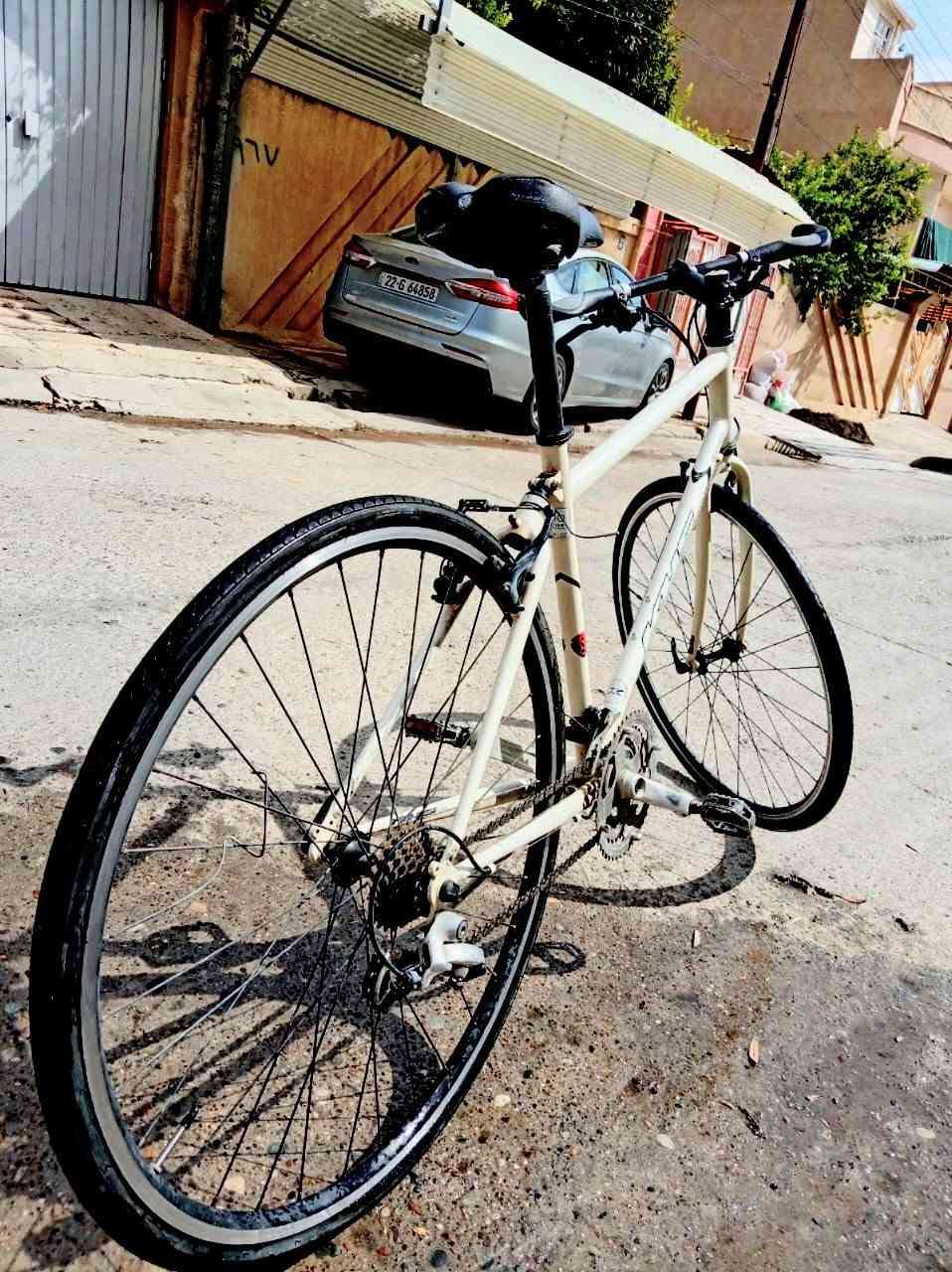 بــايــسكل 【هــَـجـين】للــبـيـع 🚲
ســلامُ علــيكـم👤 بــايســكل [هــجــين] مــعـروض للــبــيع 🚀 صطبــات أمــاميــة وخــلفــية🔥7 كــيــر⚡️ مــقــود مـســتقــيم صــنــاعةHybrid/City bike) 🛘  الــعيــب الــبـي الـويــل الخــلـفــي مُـــقــوس مــثل ما متــواجــد بلــ صورة الــسعــر: 160الـــف💵 وبــي مجــال للطــيــبـين🗿【للتواصل *********** رقـــم واتـــساب】
أو مــن صـفــحة الفيــســبوك التـــي نــُــشر منــها المـــنشــور...👋

