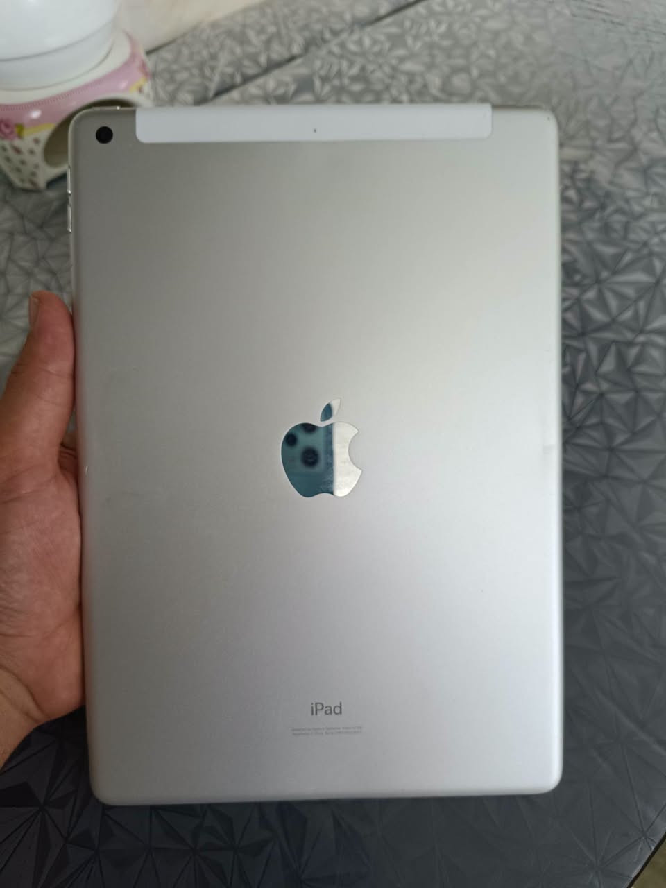 IPAD 7 
 نرخى 135  هه زار 
زاكيره 32  
 خاوينى 98%
بى  ئه شيا بي عه يب  و به زه مان 2رؤژ 
 گه ياندن هه يه
شوين كركوك 
***********
***********
------------------------------------------------------------------------------------
 IPAD 7 
سعره 135 الف 
ذاكره 32  
 نظافه 99% 
بدون غراض مابيه عيب  و   بضمان يومين الفحص
متوفر توصيل
مكاني كركوك 
***********
***********
