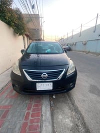 نيسان فيرسا • ٢٠١٤ • وارد أمريكي