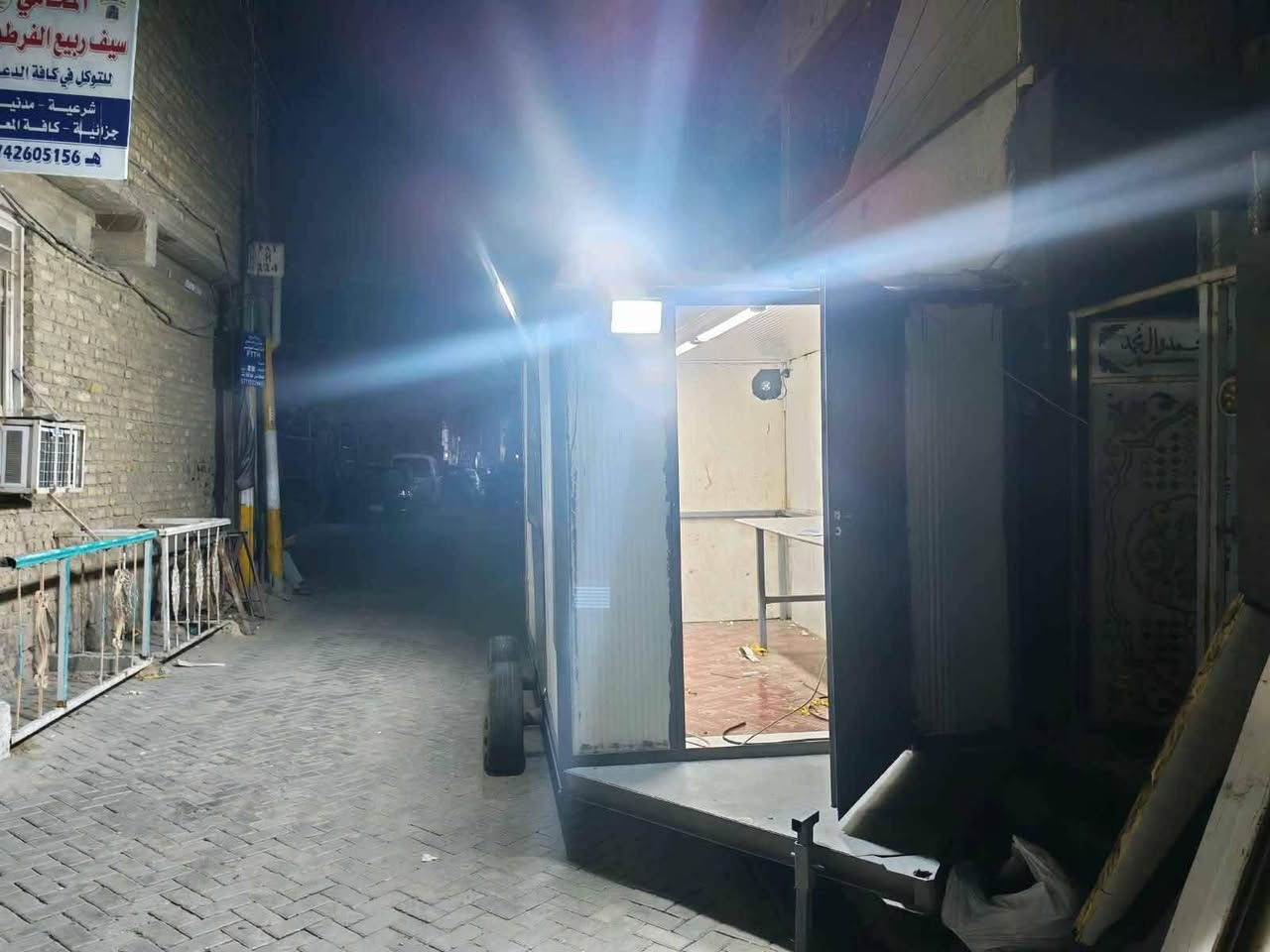 مطعم متنقل تفصال جديد كامل كهربائيات وبلاجكتورات وزوج ساحبات الميز كرانيت للاستفسار*********** مكاني بغداد مدينة الصدر بغداد, العراق
