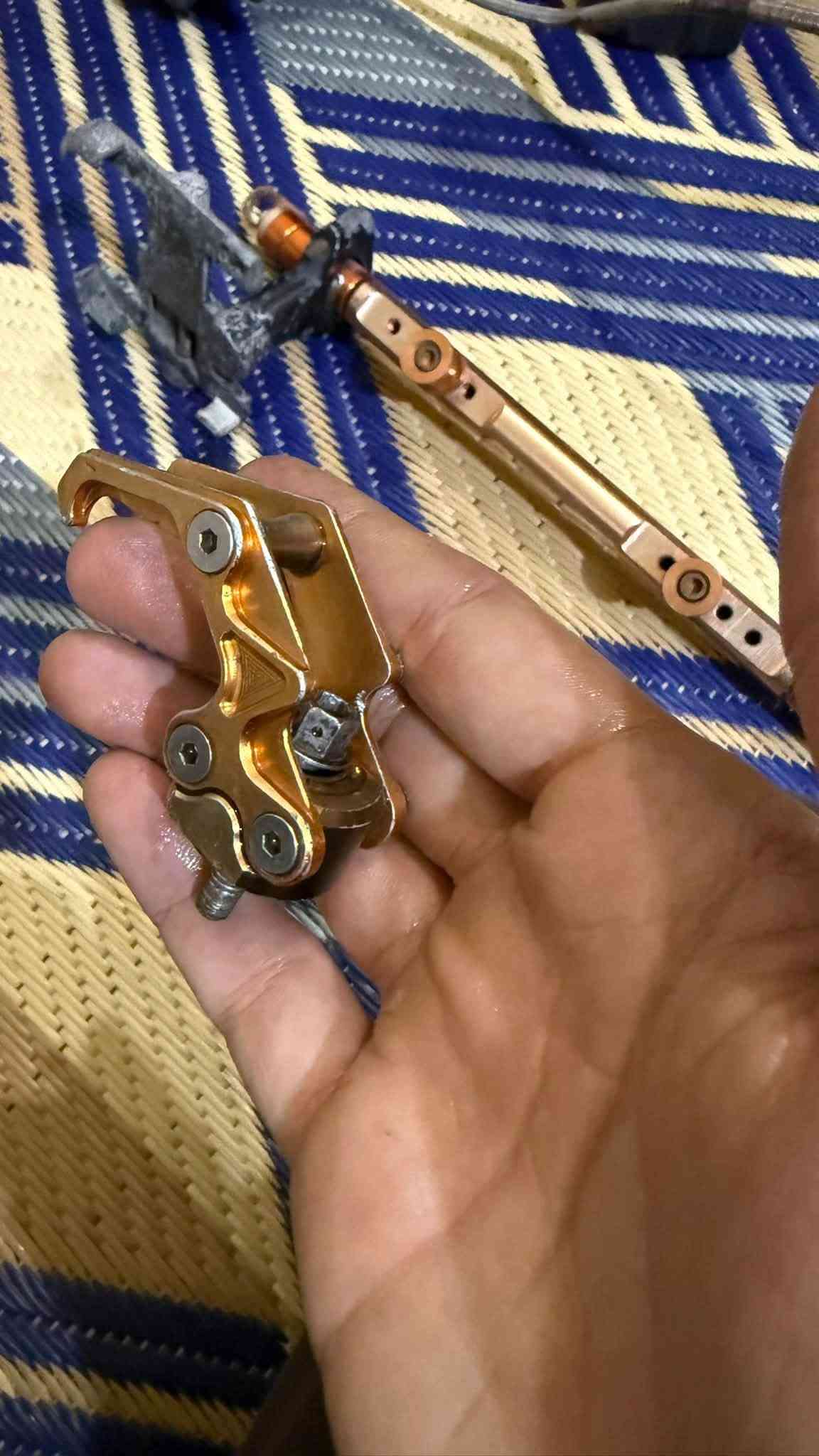 تزويد • ذيل سكنس • بصمة سويج