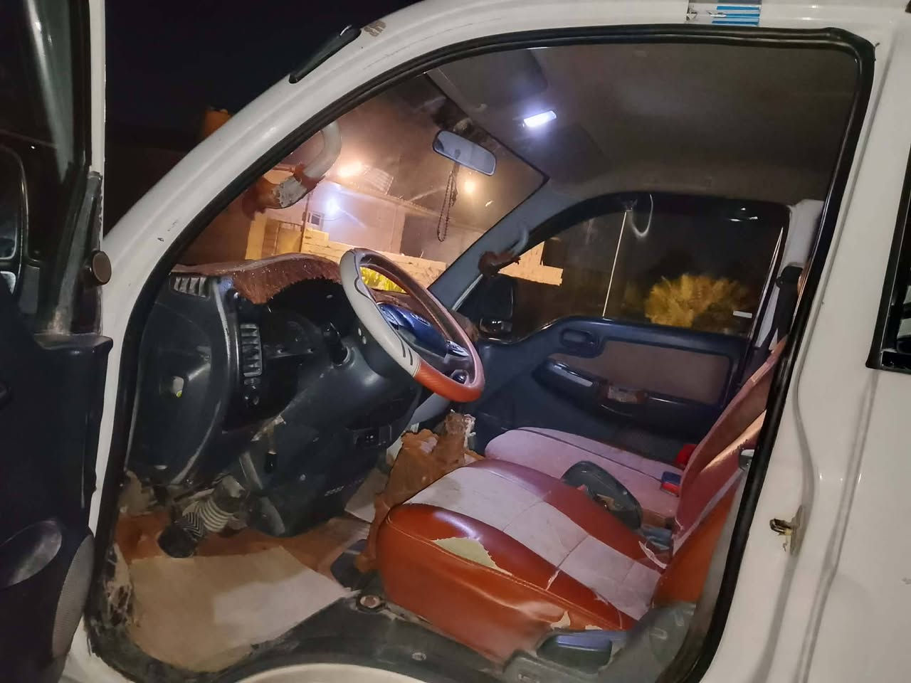 السلام عليكم كيا فحل للبيع موديل 2018 رقم قادسيه انكليزي نضيفه عنوان ابي غريب الزيدان ***********////***********سعر120 بيه مجال
