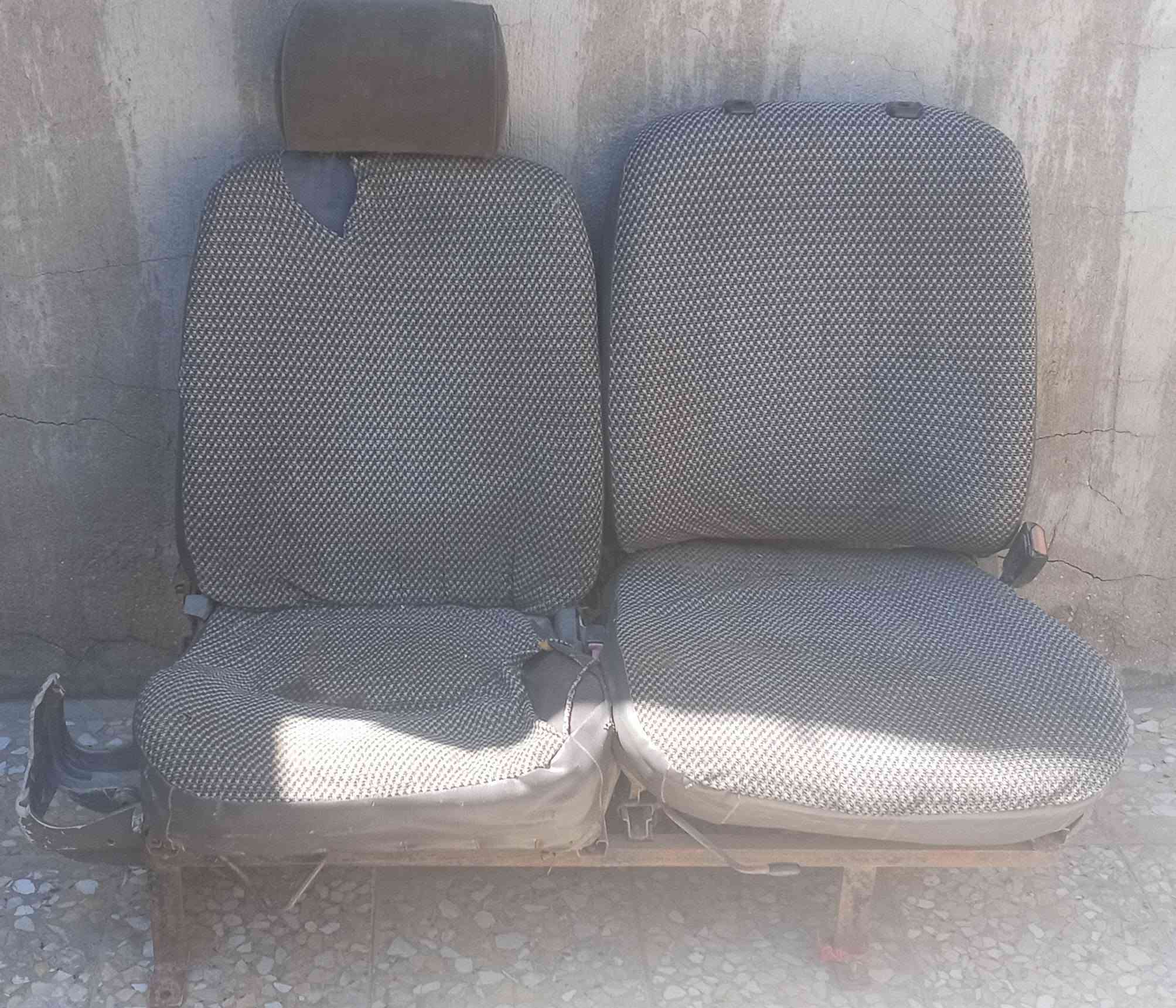 سلام عليكم اخوان كشنات بريجو تخم للبيع واحد عوزه بس قلاب نضيف ول اخير نضيف كلش بس اول واحد عوزه دوشمه بس مقعد التجوه نضيفه ولقبوره هم بس مقعد دوشمه عوزها شوفت عينك قيم بل يرضي الله وتعال اخذ مكان نجف مشخاب الرقم ***********

نص مكتوب في الصور:
- HONOR X6a
- 50MP Triple Camera