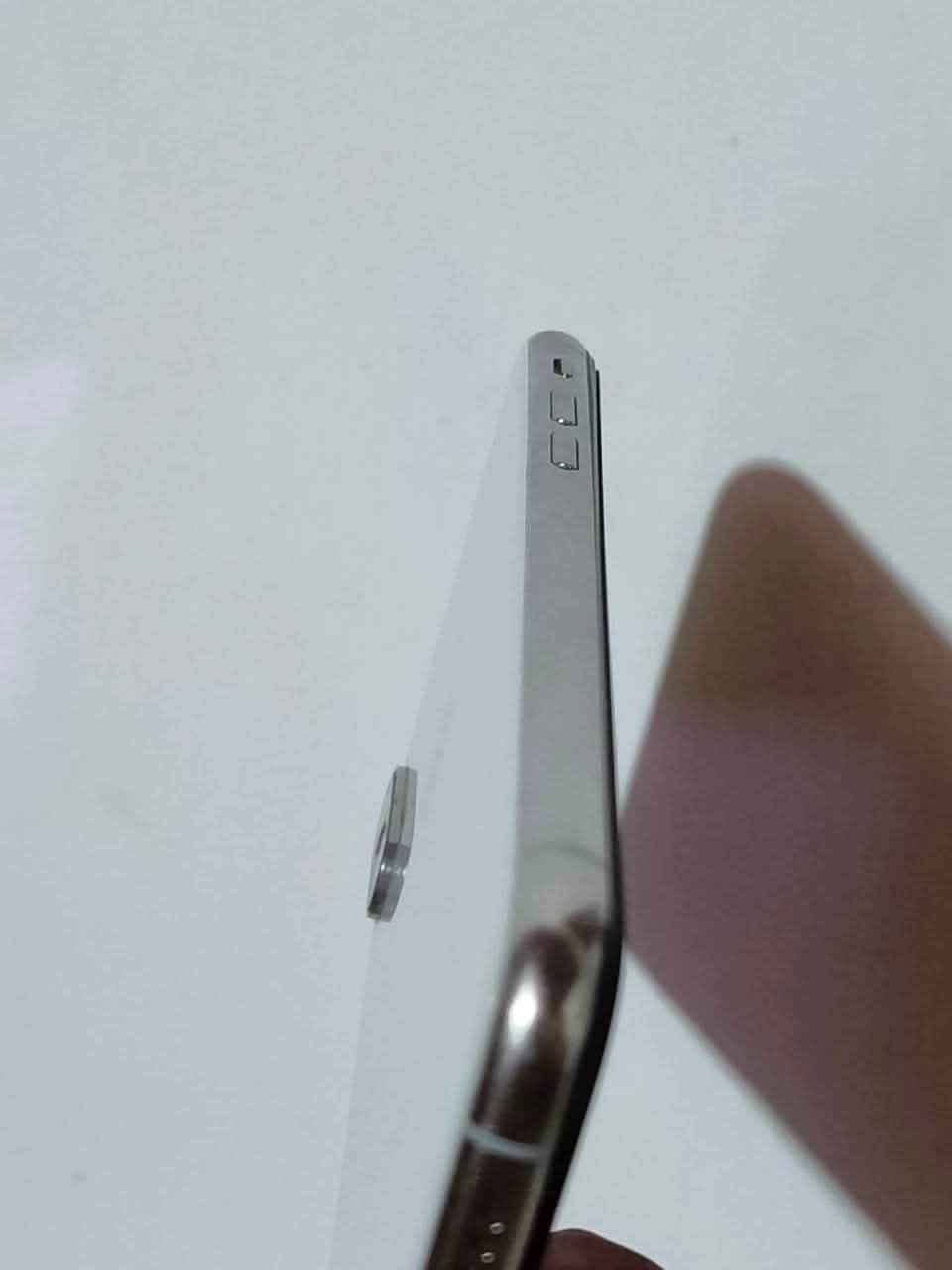 *للبيع iPhone XS 256 نظافة 100% بطارية 100% مبدلة اصلية - كلش نظيف ومرتب مال استخدام شخصي - السعر 180 - النجف واتساب: ************ النجف, العراق
