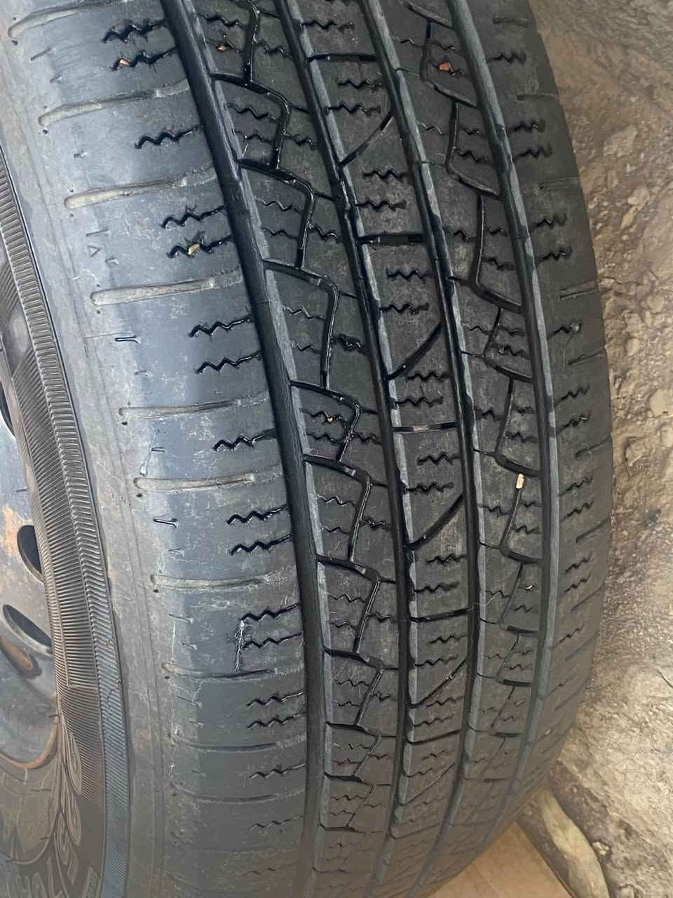 تاير ويل • سيدونا كرنفال • نضيفات
