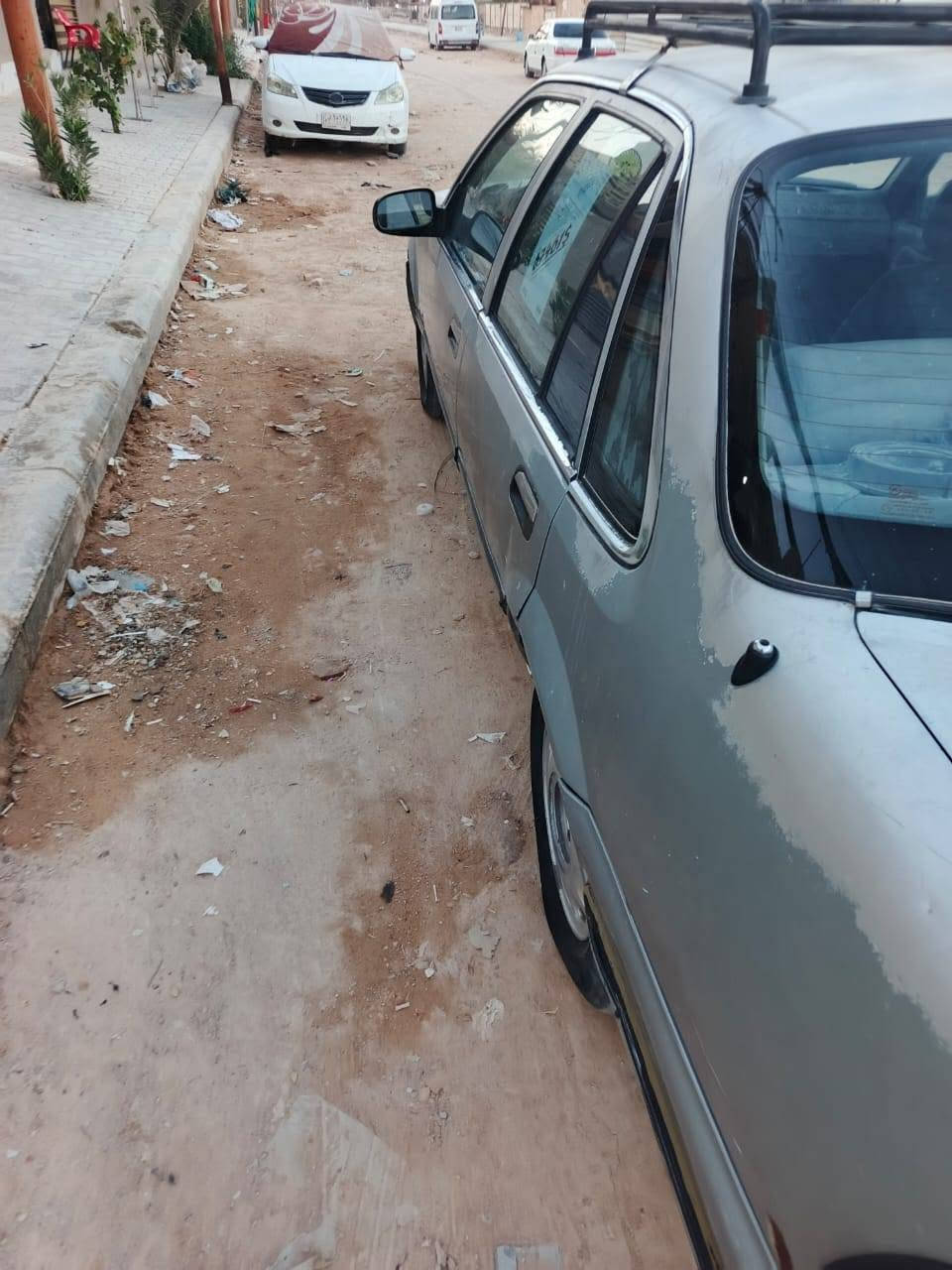 سلام عليكم سياره دويه برنس للبيع سياره كامله تبريد شغال كهربائيات شغاله غرفته حلوه نضيفه مديل ٩٤رقم بغداد سعر ٣٥وبيه مجال بصيط عناوان النجف خلف ملعب دولي رقم  (***********)

