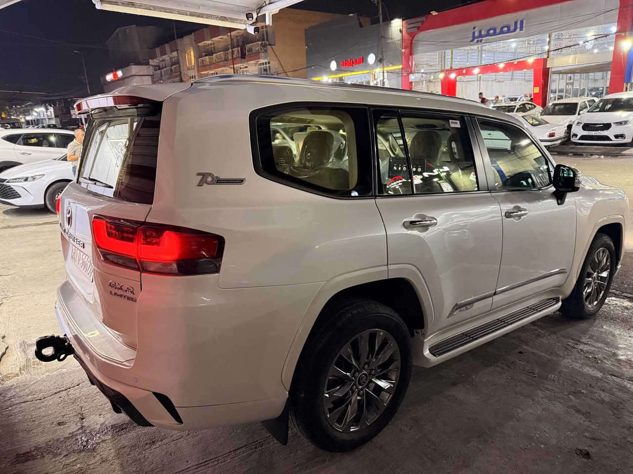 لاندكروز 2022 ساز سبيعنية ام التطبيق
فئة GXR لمتد
فول 1/1 محرك 6 سلندر تنفس طبيعي حجم 4000
ماشية 83 كم قابل للزيادة
فتحة سقف + بصمة دخول وتشغيل
كراسي جلد + تبريد + تحكم كهربائي
جنطة كهرباء + 3 شاشات تدعم ماربلي
حساس امامي وخلفي
ثلاجة وسطية + قفل اكسل + دفلوك
السيارة كفالة من الصبغ فقط بيها رصعة عدلتها بارد مقدار 4 اصابع بذيل جاملغ السايق سونار موجود وشرط الفحص
رقم بغداد بأسمي هزة وفحص وسنوية كله جديد
السعر 585 $
مكاني بغداد معارض الكريعات
للاستفسار / *********** بغداد, العراق
