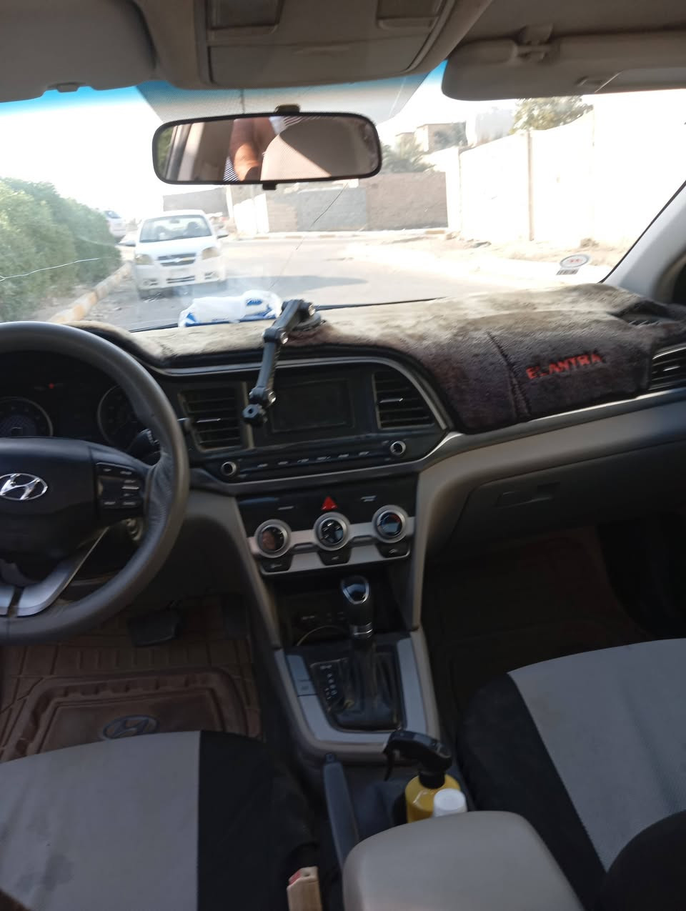 السلام عليكم
هونداي النترا 2019 وارد امريكي

لون رصاصي فضي

محرك 2000دوش مكفول هو والكير ATالمرغوب

الضرر بنيد مصلح ومصبوغ كتاب الفحص منشور

سنوية السيارة لغاية ٢٠٣١

باسمي تحويل مباشر

رقم ذي قار 

مكان السيارة الناصرية قضاء كرمة بني سعيد

***********

أو اكتب تم يأتيك السعر خاص.
