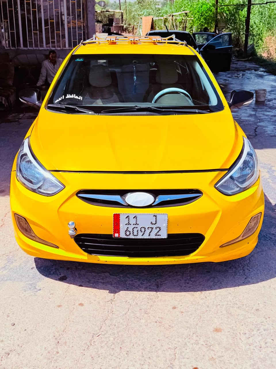 السلام عليكم هونداي اكسنت 2013 خليجي كير مكينه حداديه خير من الله محرك 1600 دوش ناعمه تخم تاير جديد  شاشه كامره اشاير بل مري تبريد ثلج ❄️رقم بغداد جديد حادث فقط قبق الصندوك السعر 67 وبيه مجال عنوان كربلاء 
للتواصل ***********
