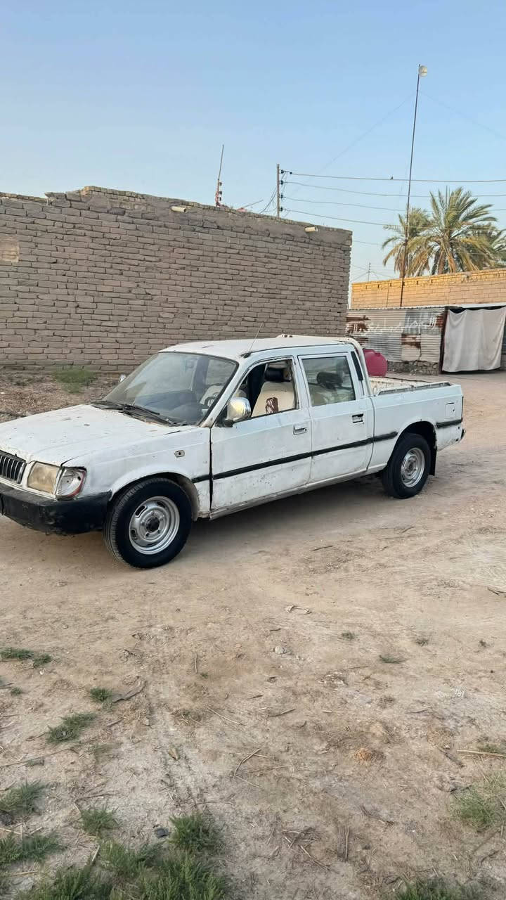 سلام عليكم بيكم البيع سياره هلوه مكينه ونجي جديده كهربايات شغاله السعر ١٥ وبيه مجال مكاني سوق الشيوخ رقم نجف بدون راعيه ماندله ابيع كوم حديد ‏‪***********‬‏

