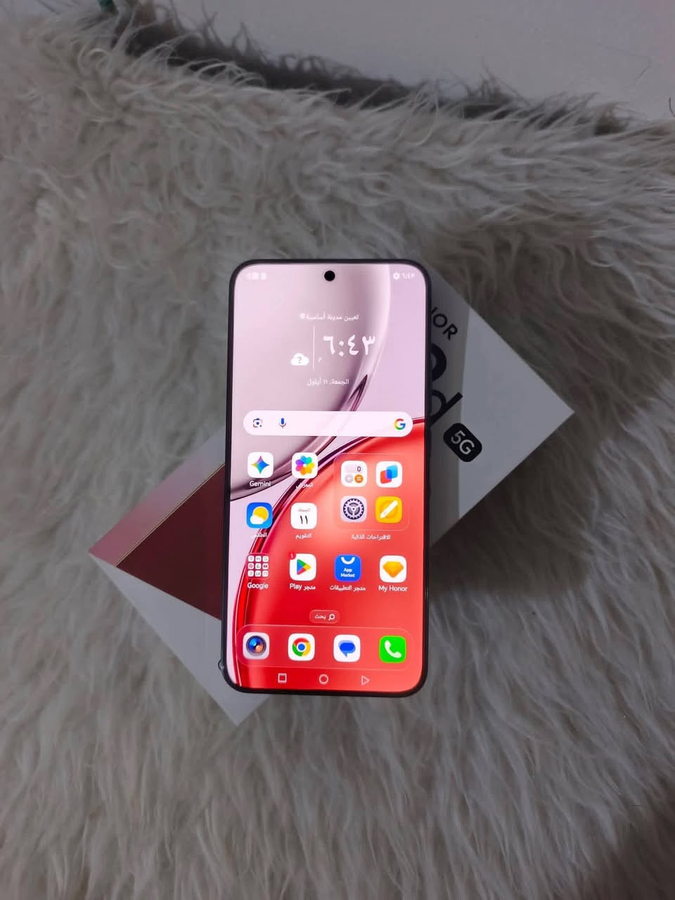 @#متوفر الان هونر X9d  🤎❤️💛
جديد كرتونه

الشاشة : 6.79 بوصة - 120 هرتز - AMOLED 

ذاكرة : 256  جيجا 

الرام : 8 جيجابايت 

الكاميرا : 108 + 5 ميجابكسل

المعالج : Snapdragon 6 Gen 4

البطارية والشحن السريع : 8300 مللي أمبير - 66 واط

اللون : بني 

المكان /  الجعار شهربان

سعر البيع 500
مستعمل خمس أيام فقط سعرة المشتري بي 700 ألف والله

واتساب :  ***********
