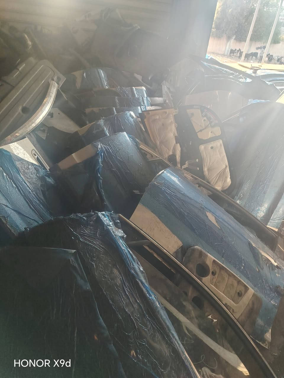 أبواب ازيره مضلع للبيع 
***********
