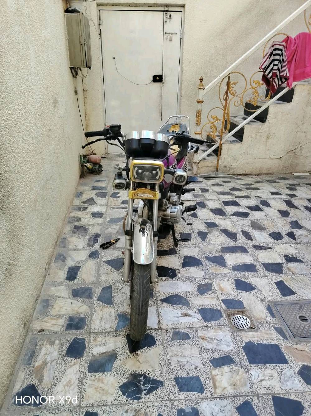 ايراني سونك • ٢٤ • خمسه كير