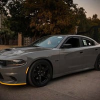 Dodge Charger R/T MAX 2023 5.700 HEMI وارد امريكي  ماشية 70،000 km  ال...