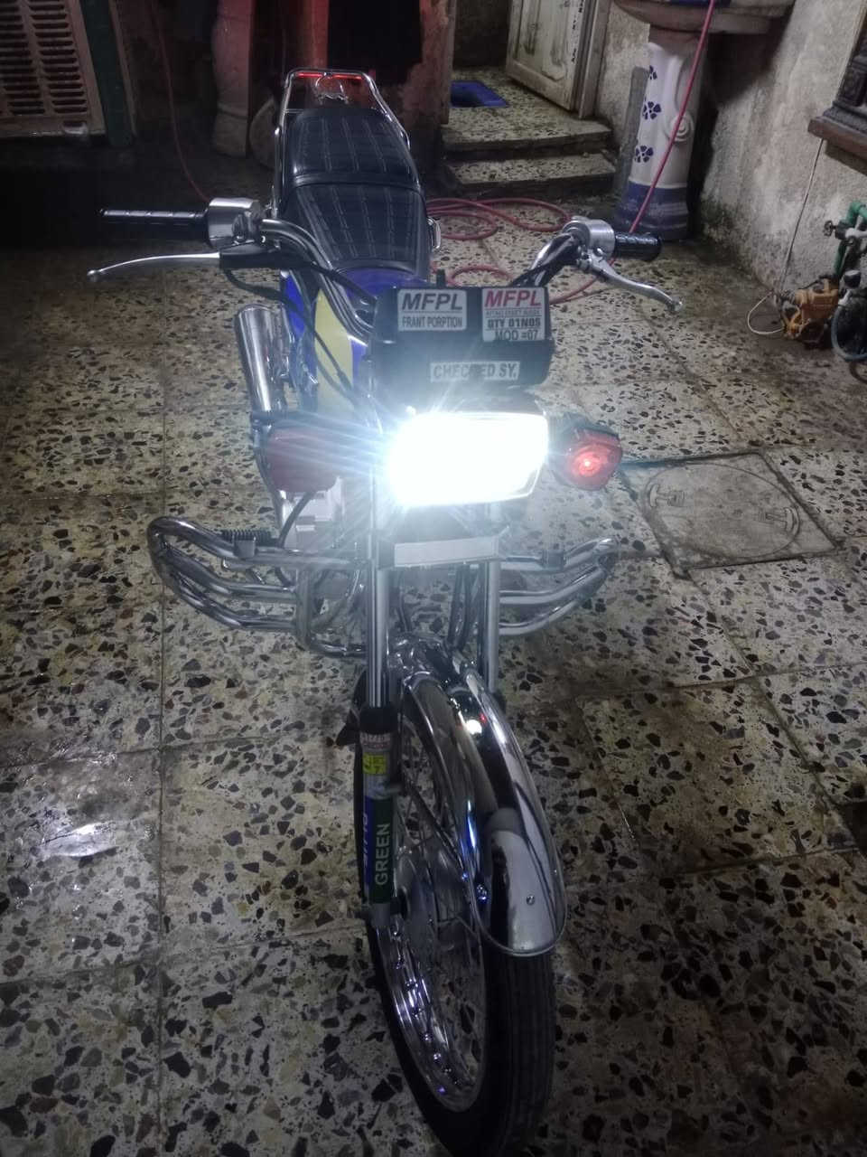 اربعه كير • ٢٠٢٥ • مجال بسيط