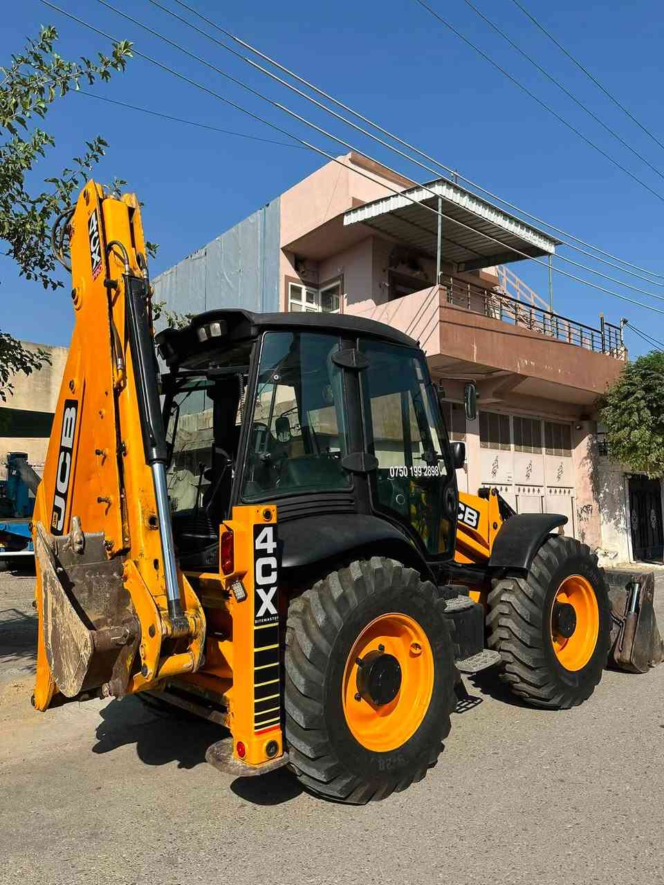 jcb 4cx2003
رەقەم دهۆک 

315$

***********
قەڵادزێ

نص مكتوب في الصور:
- ***********