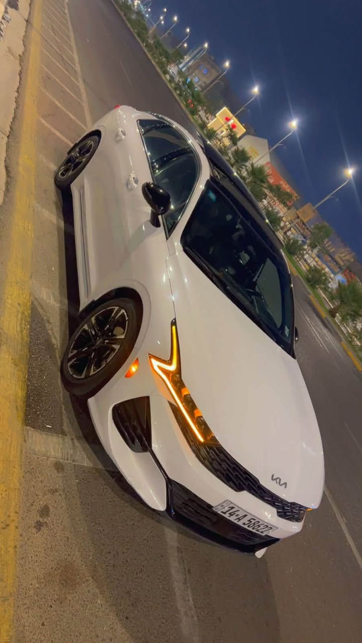 سلام عليكم
كي فايف GT-Line 
 فول مواصفات للاخير 2023
السياره وارد امريكي تقرير مياه امطار تعمل وتسيره شغالة مابيها اي مشكله
بدون صبغ كفالة كير محرك تبريد من كلشي ماعدا بيها طخه بلباب الخلفي وتبدل نفس الون وبارد قليل بلعراق 
السياره جديده بدون اي نقص او مصرف شرط الفحص  
السياره باسمي حصراً شرط التحويل 
السعر 180 مجال بسيط 
رقم الهاتف ***********
العنوان البصره ابو الخصيب 
تحياتي الى الجميع
