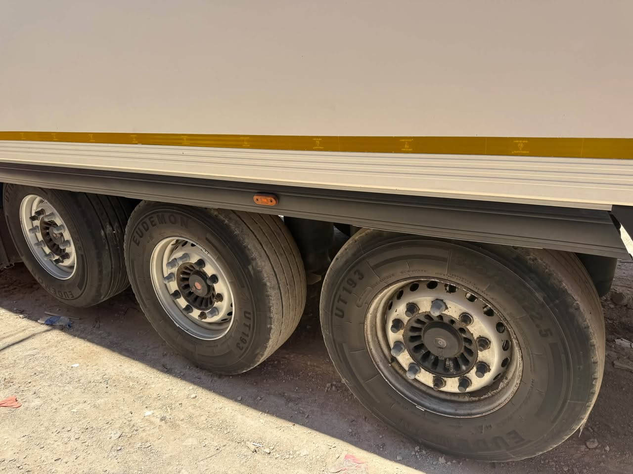 براد لانبرت للبيع موديل 2005 سمك 7 جهاز SL200e اوربي تخم تاير مجموعه ساف الدنكير الثالث رفاع صندوك عبار فصل وربط سليمانيه سعر 135 وبي مجال للستفسار خاص ***********
