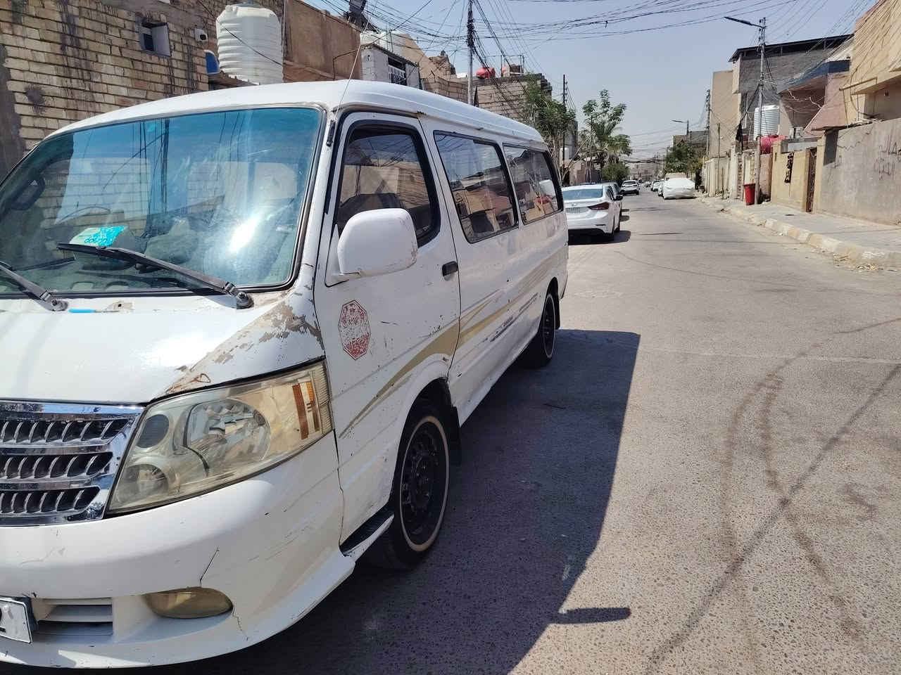 @السلام عليك فتون ٢٠٠٨  كربلاء حي العامل السياره مثل مشوف بصوره بيها خط حي العامل باج وبحث هسه مسويهن  قبل يومين مداورها بسمي هزه جديده السنويه ٢٠٣٠ عوزها ترتيبات مكينه بيها خيط بخار تخم تاير جديد السعر ب ٤٠ وبيها مجال قليل الاستفسار *********** جماعت ٣٠ خلي يطلع كبل
