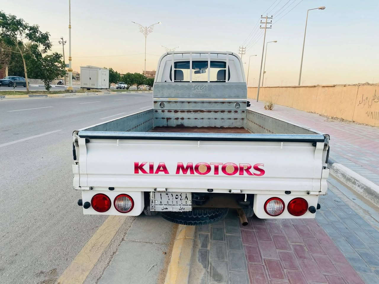 سلام عليكم كيه  حمل موديل 21  فحل محرك 4000  للبيع تبريد  شغأل بيها طخه بل ربع بارد راجعه باقي كلشي مكفول
سياره باسمي 
***********
سلام عليكم كيه  حمل موديل 21  فحل محرك 4000  للبيع تبريد  شغأل بيها طخه بل ربع بارد راجعه باقي كلشي مكفول سعر155 لمكان كربلاء
