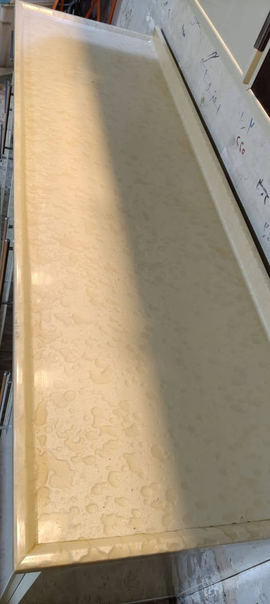 كاونتر تفصال درجة اولى ٣ قطع نظيف جداً لايوجد ضرر كله مرمر بغداد الشعب الرقم ***********
