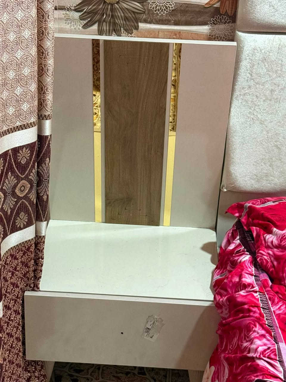 غرفة نوم تركي للبيع مستخدمه 

الموقع كربلاء 

رقم الهاتف ***********

بيع مستعجل يرادلها ترتيبات بسيطه شكرآ لتفهمكم 🤍
