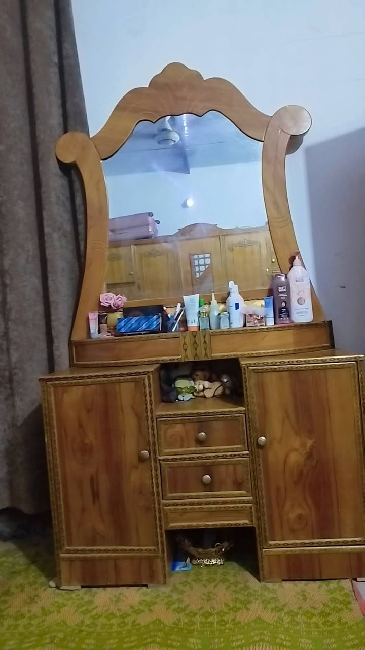غرفه خشاب عراقيه لبيع سعر 500 وبيهه مجال
كربلاء الحر رياحي 
***********
