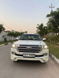 لاندكروزر GXR • V8 ٤٦٠٠ • بدون صبغ