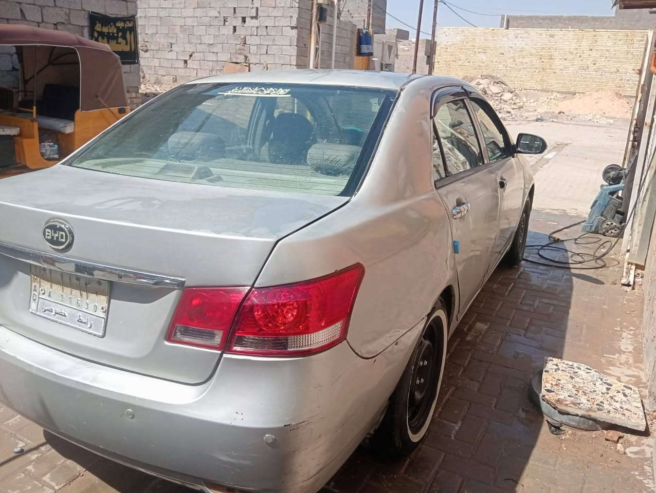السلام عليكم
بيوايدي للبيع رقم واسط سياره مرتبه كير عادي محرك هوندا شرط التحويل تبريد الكمبريسر فقط شرط تفحص غاز يلا كهربائيات شغاله بيها البصمه فقط عاطله محوليها سويج وسعرها مناسب وترايها وين مايعجبك السياره ببغداد رقم *********** سعرها 32 وبيها مجال بسيط موديلها 2013
