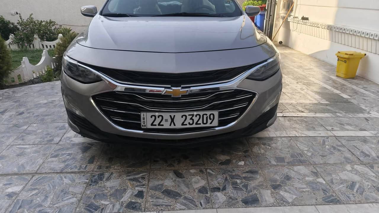 السلام عليكم ماليبو ٢٠٢٥ وارد امريكي بيه ضربه جاملغ وبنيد بدون ايرباك بدون دواخل بيها جاملغ صفحه السائق بارد  السياره ماشيه ٤٥ الف هزه سنويه لوحات كله جديد رقم اربيل بأسمي مواصفات Lt  كير محرك صدر تبريد كله ع وضع الشركه سياره مناقصها كلشي السياره احلى من الصور السعر ١١ الف دولار قفل دفتر و١٠ بيع فقط ماراوس محتاج نقد السياره صارت عليه ١٢٥ قبل شهرين مكاني بغداد المنصور ‏‪***********‬‏
