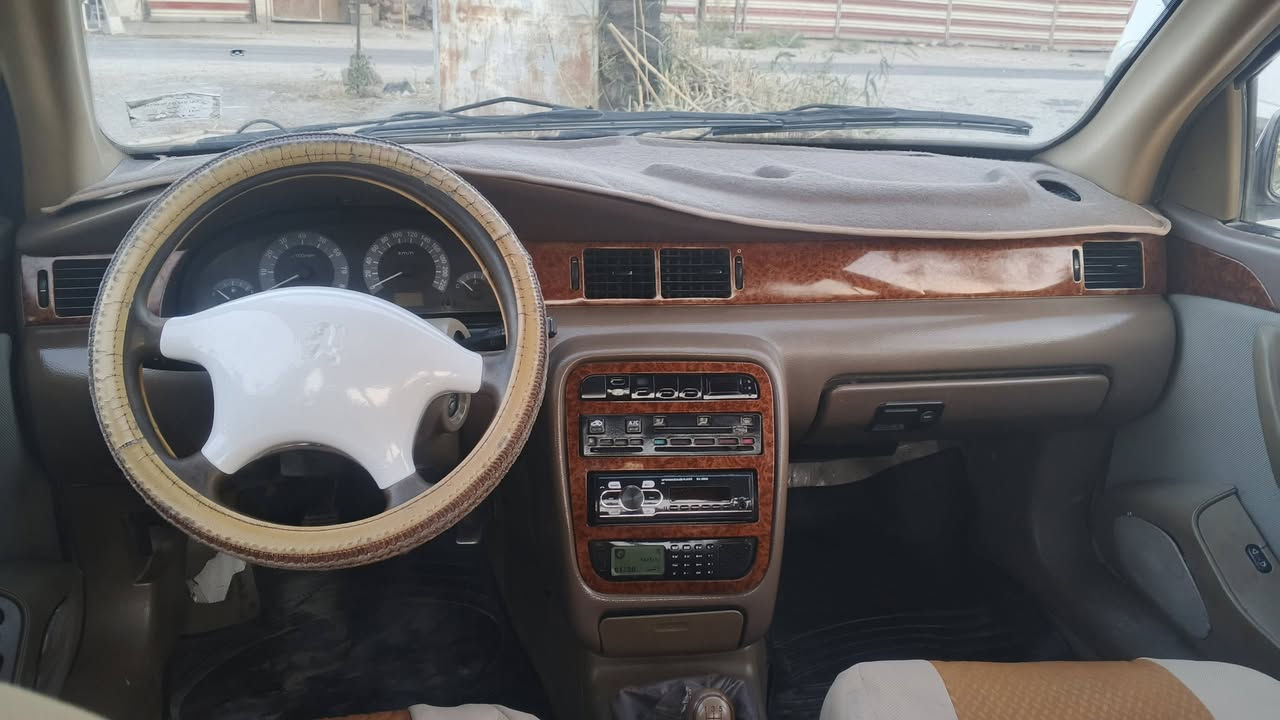 السلام عليكم البيع موديل 2011 محرك وكير وشوصي مكفولت مكفوله من الخيس محرك فرنسي مكاني بابل يم علي ابن الحسين مامتوجد عله فيس السعر 38وبيه مجال رقم وسط نكليزي شرط التحويل سنويه 2030 هزه جديد السياره ربع ماذب عليه ***********
