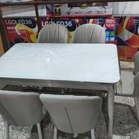 ميز طعام • ٦ كراسي • خشب زان